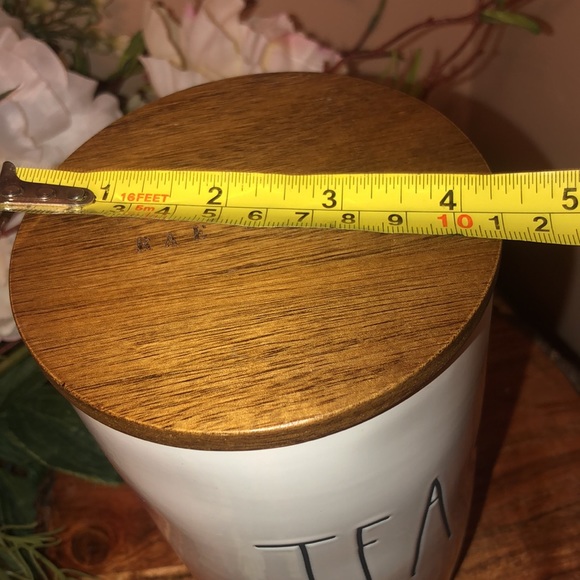 RAE DUNN CLASSIC TEA STORAGE CONTAINER/ JAR - Picture 5 of 6